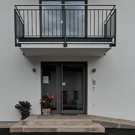 ベッド・アンド・ブレックファスト Haus Seisl ゼル