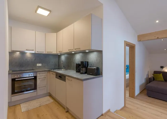 לינה וארוחת בוקר Haus Seisl