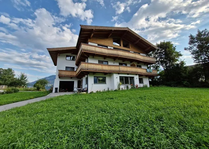 Haus Seisl Bed & Breakfast 3*